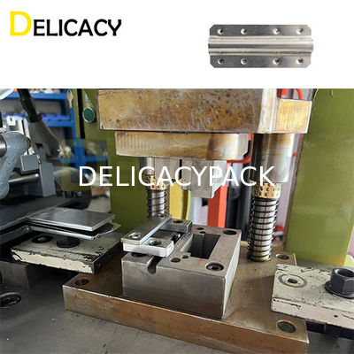 High Speed Tin Can Making Machine Automatic Rectangular Can Ear Lug Maker